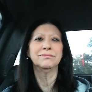 Meet your Posher, Kenna